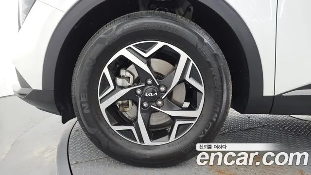Kia Sportage 2022 thumb 11