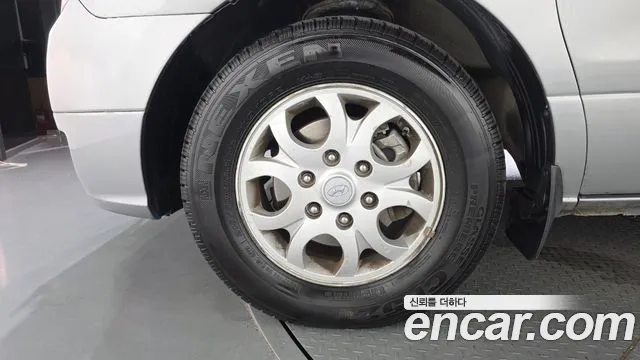 Hyundai Starex 2015 thumb 3