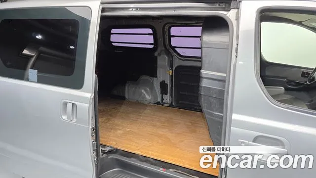 Hyundai Starex 2015 thumb 12