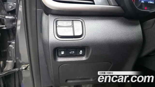 Kia K5 2017 thumb 8