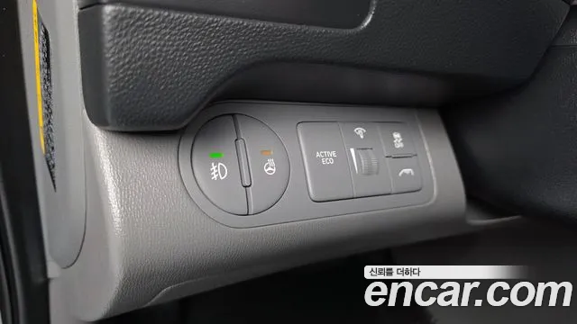 Hyundai Starex 2019 thumb 3