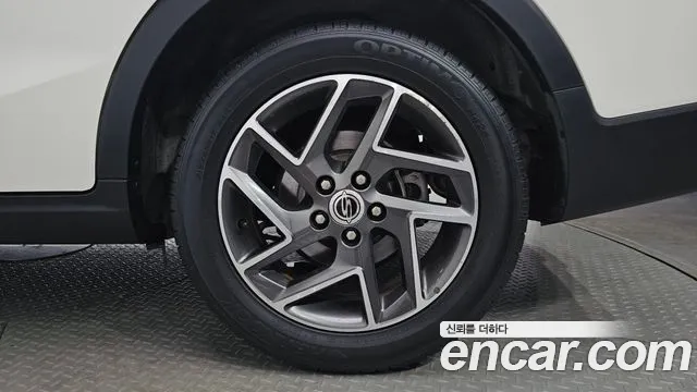 KG_Mobility_Ssangyong TIBOLI 2020 thumb 8
