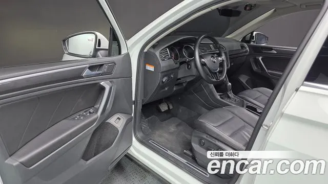 Volkswagen Tiguan 2019 thumb 7