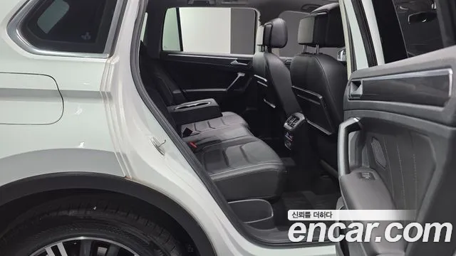 Volkswagen Tiguan 2019 thumb 11