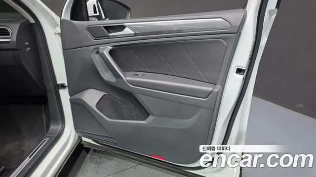 Volkswagen Tiguan 2019 thumb 8