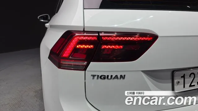 Volkswagen Tiguan 2019 thumb 6