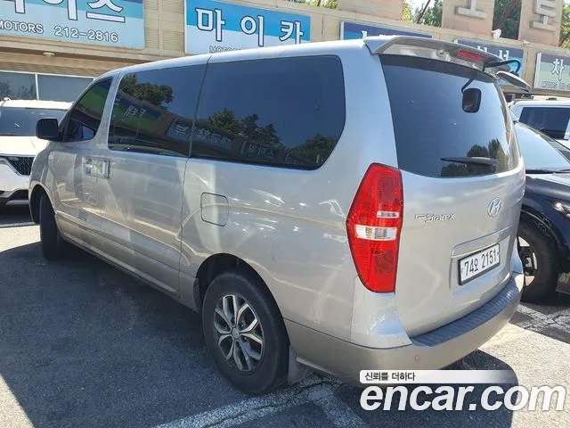 Hyundai Starex 2017 thumb 4