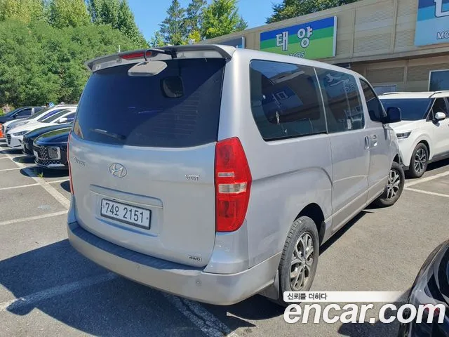 Hyundai Starex 2017 thumb 11