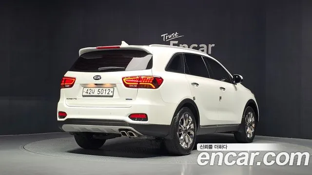 Kia Sorento 2017 thumb 12
