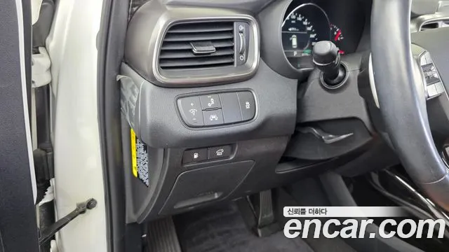 Kia Sorento 2017 thumb 10