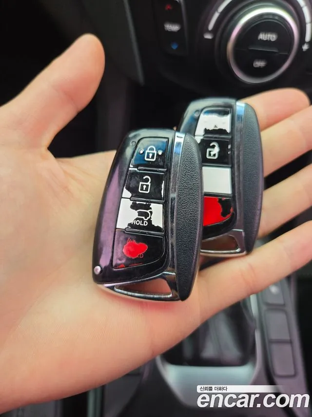 Hyundai Santa Fe 2012 thumb 12