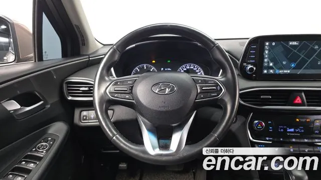 Hyundai Santa Fe 2018 thumb 3
