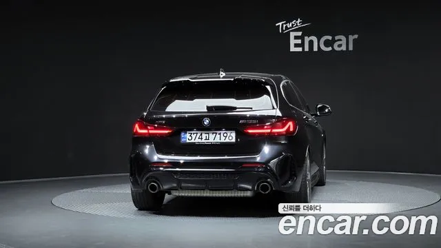 BMW 1 серии 2023 thumb 10
