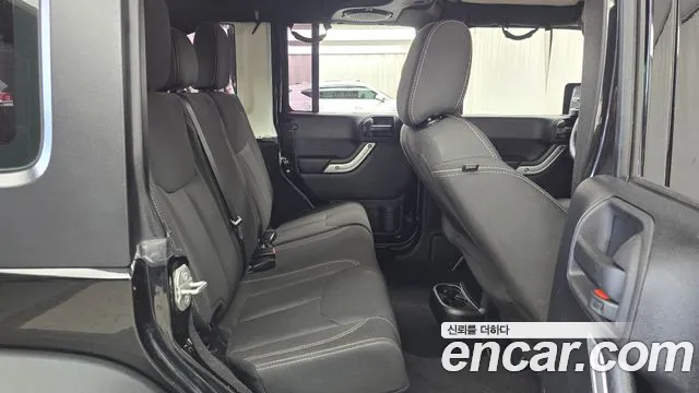 Jeep Wrangler 2015 thumb 8