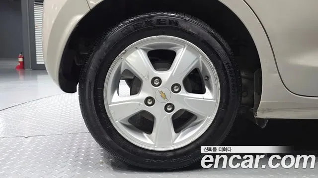 Chevrolet Spark 2018 thumb 7