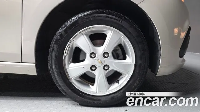 Chevrolet Spark 2018 thumb 8