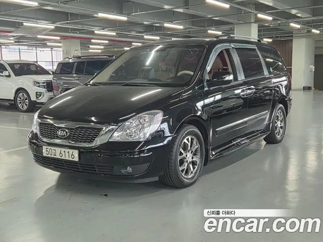 Kia Carnival 2014 thumb 11