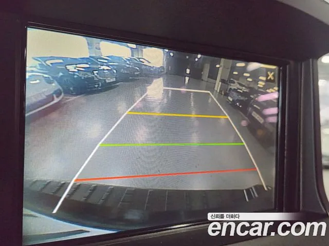 Kia Carnival 2014 thumb 7