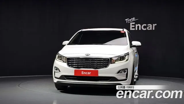 Kia Carnival 2019 thumb 10