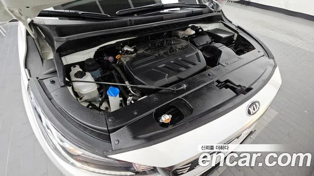 Kia Carnival 2019 thumb 8