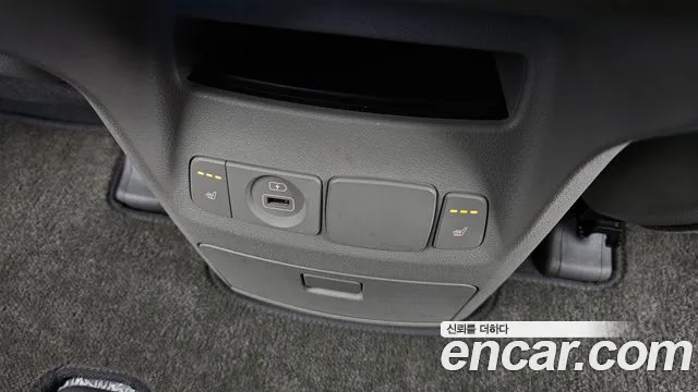 Kia Carnival 2019 thumb 7