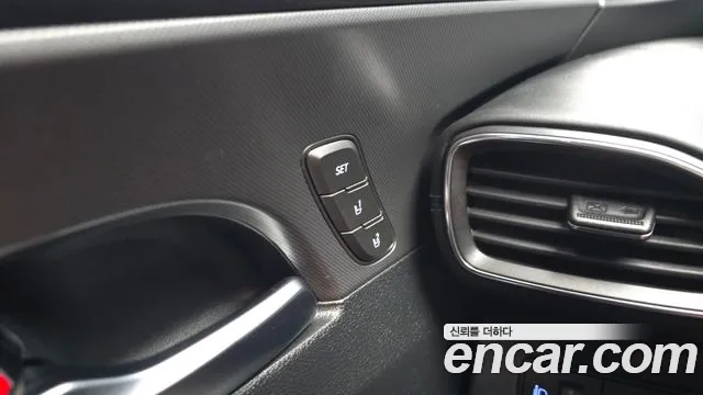 Hyundai Santa Fe 2020 thumb 4