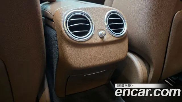 Mercedes-Benz E-Класс 2017 thumb 7
