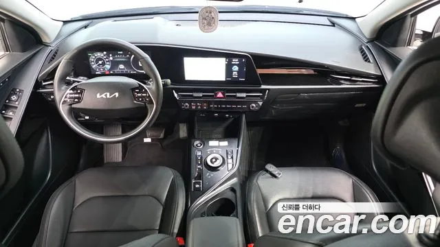 Kia Niro 2023 thumb 6