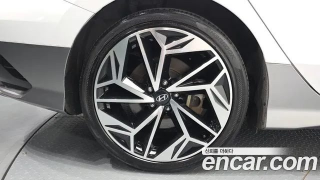 Hyundai IONIQ 6 2022 thumb 9