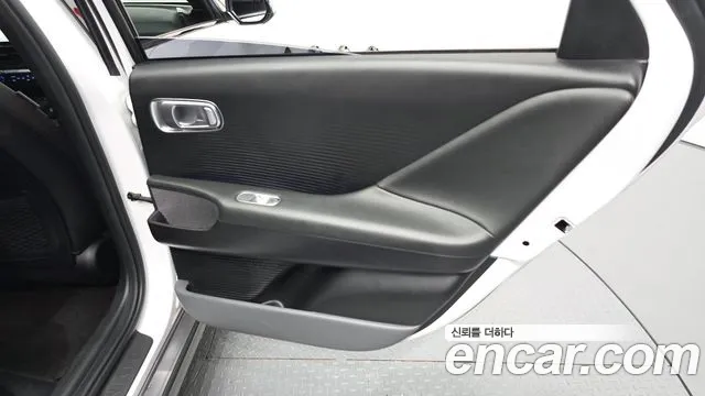 Hyundai IONIQ 6 2022 thumb 4