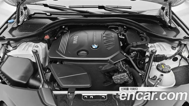 BMW 5 серии 2017 thumb 4