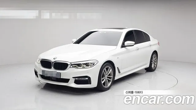 BMW 5 серии 2017 thumb 3