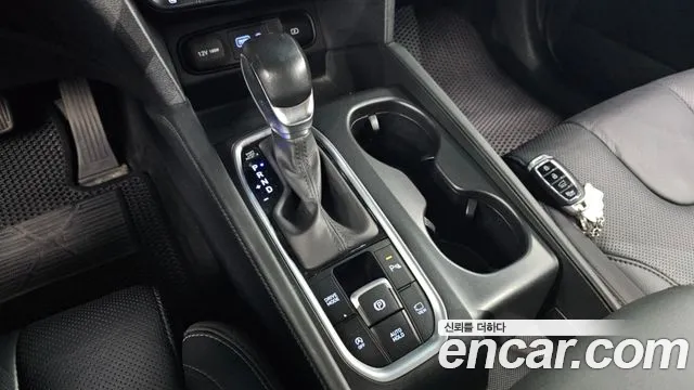Hyundai Santa Fe 2019 thumb 9