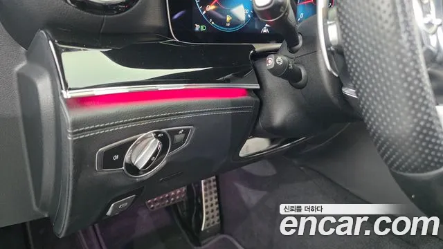 Mercedes-Benz AMG GT 2021 thumb 11