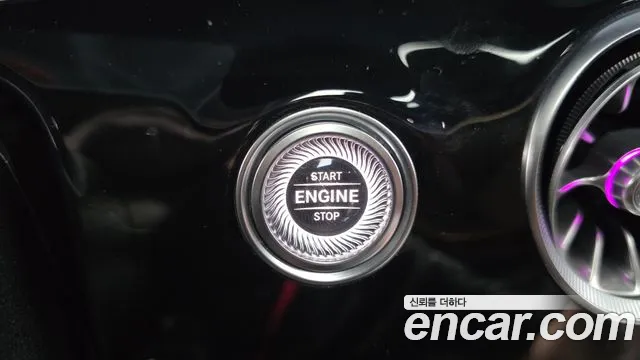 Mercedes-Benz AMG GT 2021 thumb 3