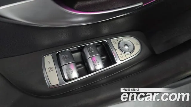 Mercedes-Benz AMG GT 2021 thumb 2
