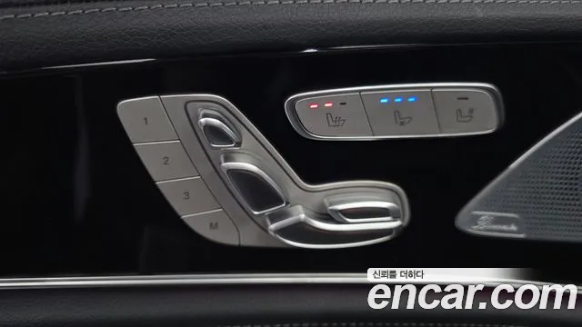 Mercedes-Benz AMG GT 2021 thumb 9