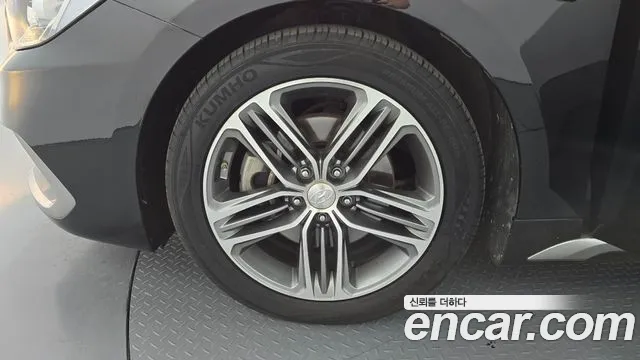Hyundai Grandeur 2017 thumb 10