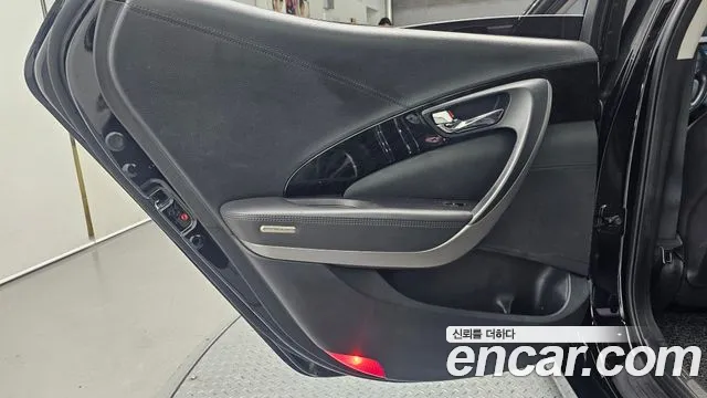 Hyundai Grandeur 2013 thumb 5