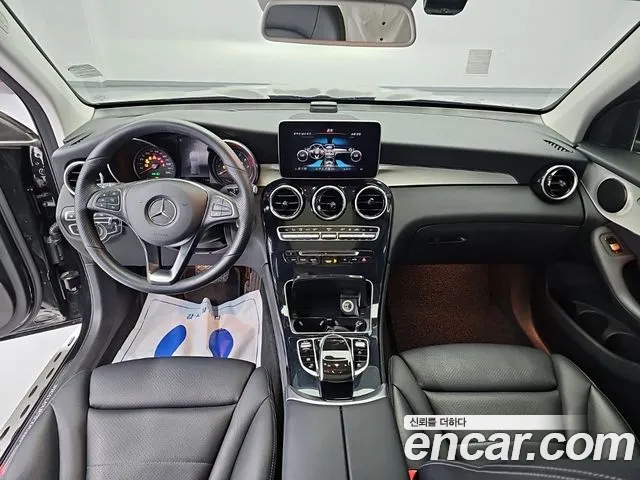 Mercedes-Benz GLC 2019 thumb 10