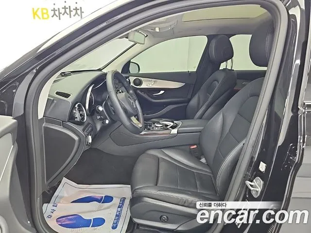 Mercedes-Benz GLC 2019 thumb 12