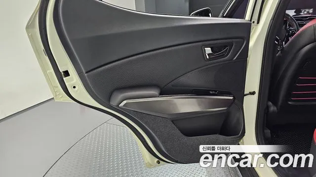 KG_Mobility_Ssangyong TIBOLI 2019 thumb 9