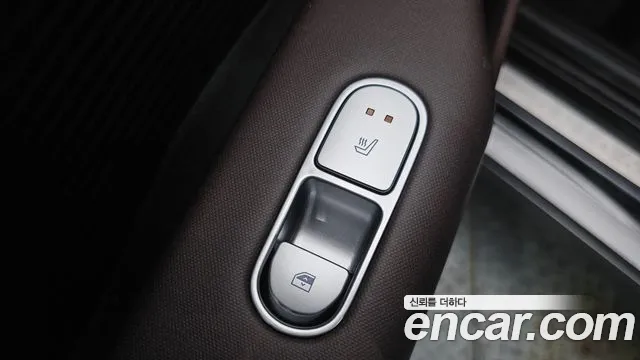 Hyundai IONIQ 6 2023 thumb 11