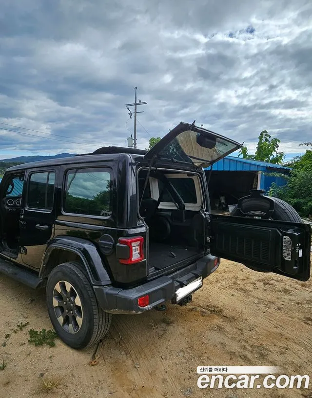 Jeep Wrangler 2021 thumb 4