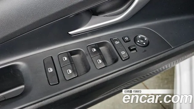 Hyundai Avante 2022 thumb 8