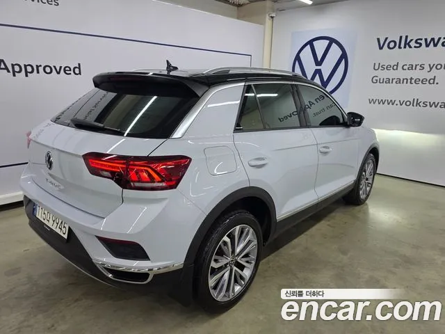 Volkswagen T-Roc 2021 thumb 2