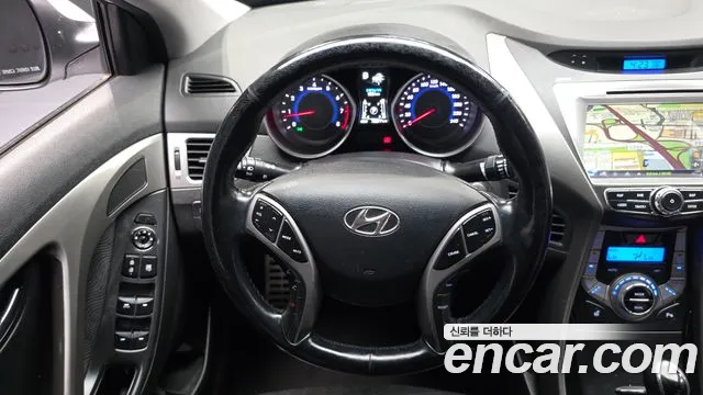 Hyundai Avante 2013 thumb 5