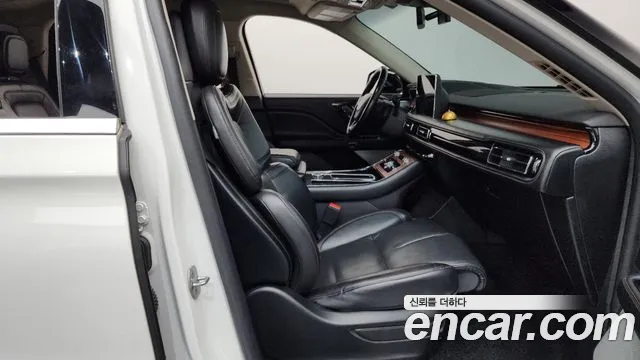 Lincoln Aviator 2020 thumb 6