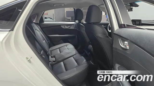 Kia K3 2019 thumb 8