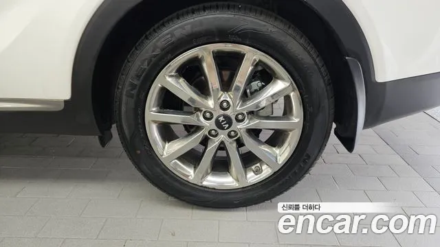 Kia Sorento 2014 thumb 10